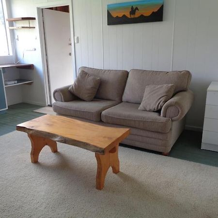 Apartamento Rustic Woolshed Owen River Exterior foto